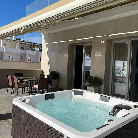 Residenza 4 Colonne Contemporanea * Santa Maria al Bagno