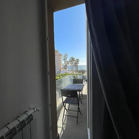 Residenza 4 Colonne Contemporanea Santa Maria al Bagno