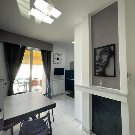 Residenza 4 Colonne Contemporanea *