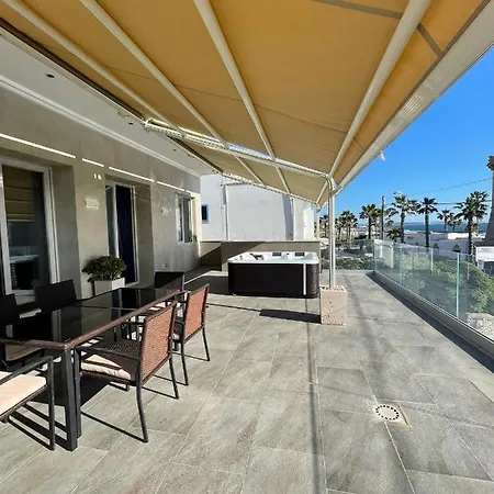 Residenza 4 Colonne Contemporanea Holiday home Santa Maria al Bagno