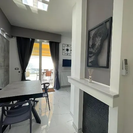 Residenza 4 Colonne Contemporanea Holiday home Santa Maria al Bagno