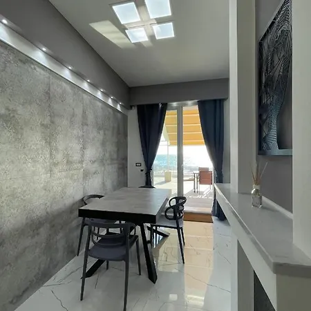 Residenza 4 Colonne Contemporanea * Santa Maria al Bagno